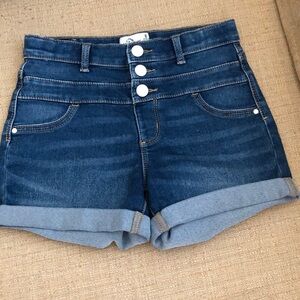 Girls light blue jeans